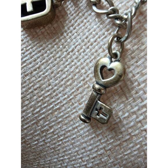 James Avery Vintage Sterling Silver charm Bracelet with Multiple Retired Charms - Picture 6 of 10